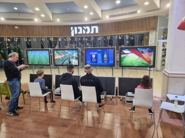 עמדות מולטימדיה אירוע